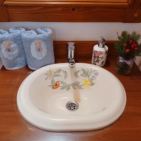 Fenyő Kuckó Apartamento *