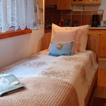 Fenyo Kucko Lejlighed